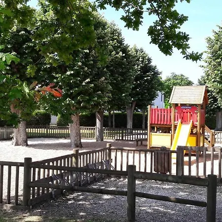 Dom wakacyjny Jolie Maison Rethaise *** - Grand Jardin Privatif *